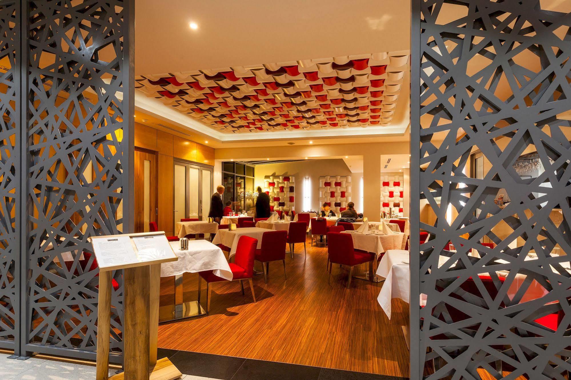 Mantra Charles Hotel Launceston Exterior foto